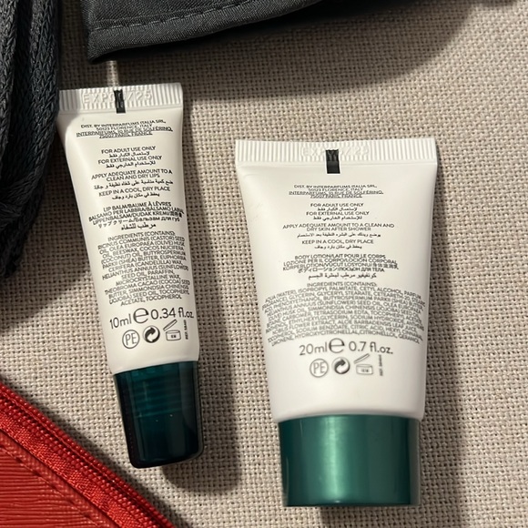 NEW Salvatore Ferragamo Cosmetic Pouch + Travel Size Lotion + Lip Balm + Extras - Picture 4 of 13